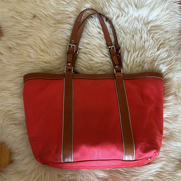 COACH Gallery Jacquard & Leather Tote - Picture 4 of 9